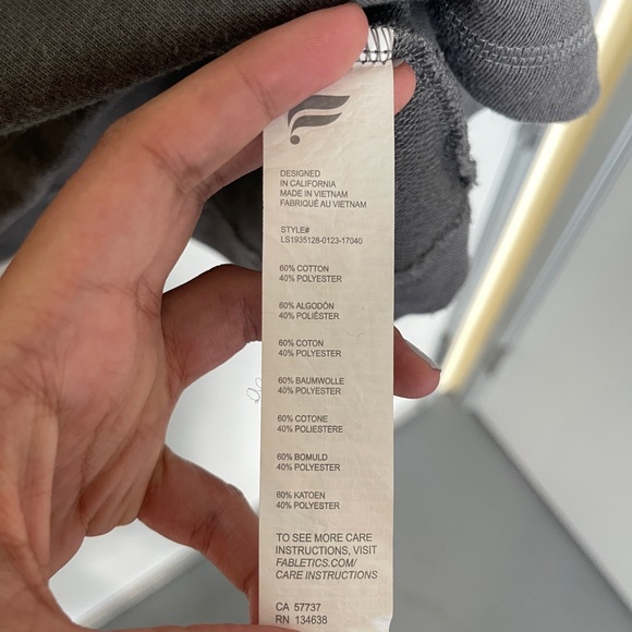 Fabletics- Maddie Ziegler pullover - Picture 9 of 11